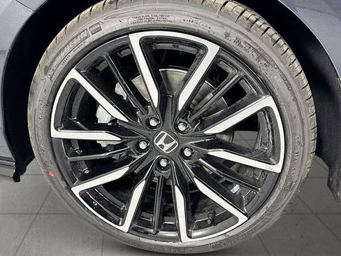 New 2026 Honda Accord Touring image 9