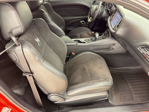 Used 2020 Dodge Challenger R/T Scat Pack w/ Plus Package RWD image 25