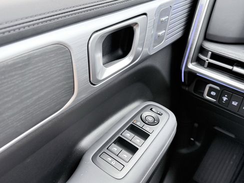 New 2025 Hyundai Santa Fe Limited image 13