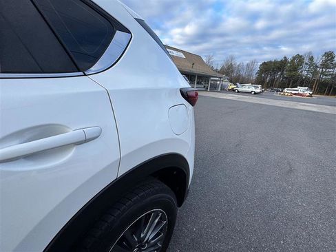 Used 2019 MAZDA CX-5 Sport image 13