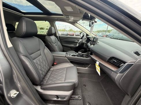 New 2026 Nissan Rogue Platinum w/ Platinum Premium Package image 19