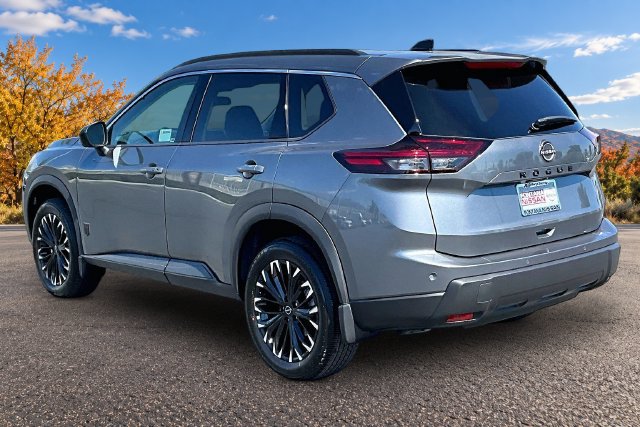 New 2027 Nissan Rogue SV FWD image 3