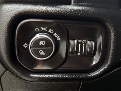 Used 2019 RAM 1500 Big Horn image 50