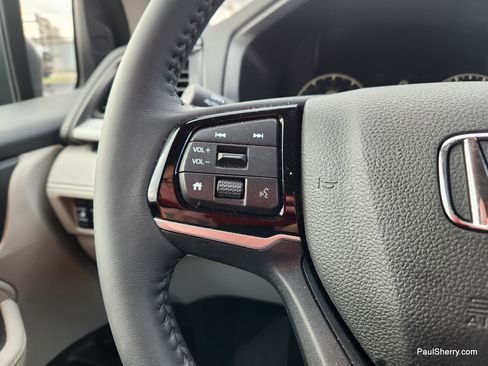 Used 2025 Honda Odyssey EX-L image 35