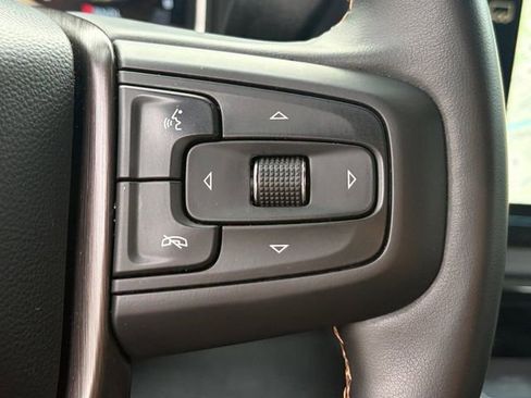 Certified 2025 GMC Sierra 2500 AT4 AWD/4WD image 8