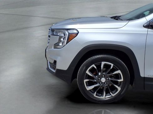 Used 2022 GMC Terrain SLT AWD/4WD image 21