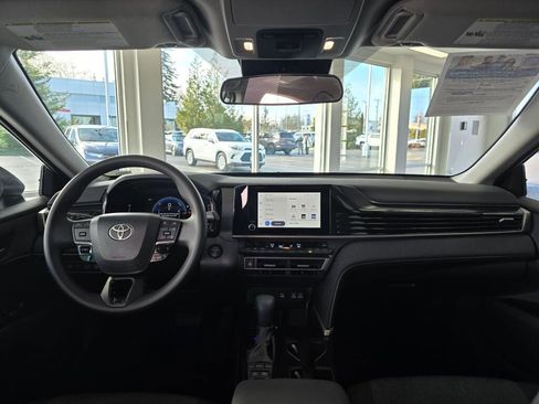 Used 2026 Toyota Camry LE image 24