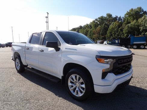 Used 2026 Chevrolet Silverado 1500 Custom RWD image 10