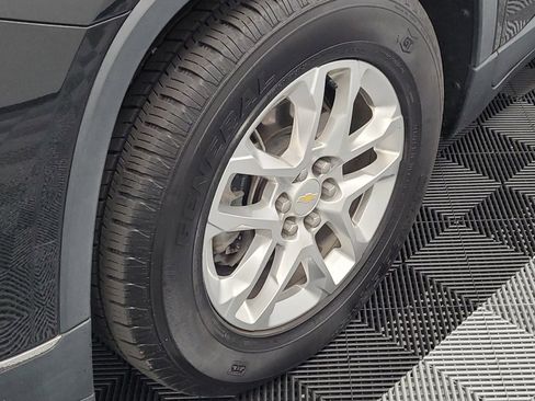 Used 2021 Chevrolet Traverse LT FWD image 31