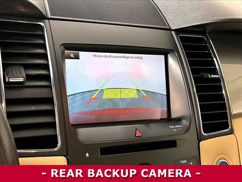 Used 2015 Ford Taurus SEL w/ Equipment Group 201A FWD image 14