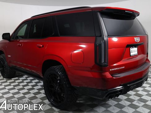 Used 2026 Cadillac Escalade V AWD/4WD image 7