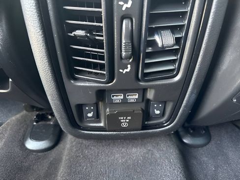 Used 2022 Dodge Durango GT RWD image 7