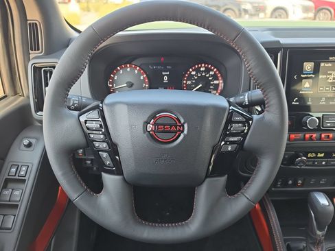 New 2026 Nissan Frontier Pro-X w/ Pro-X Convenience Package RWD image 12