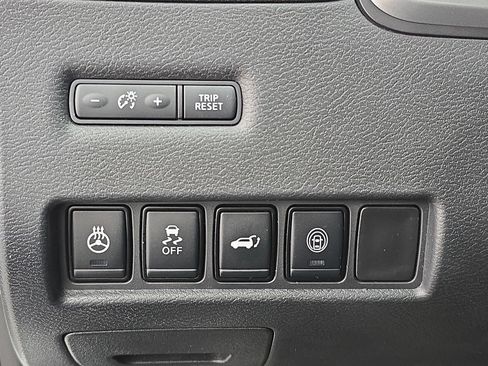 Used 2022 Nissan Murano Platinum w/ Cargo Package image 26