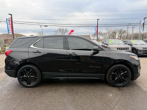 Used 2020 Chevrolet Equinox LT w/ Midnight Edition image 4