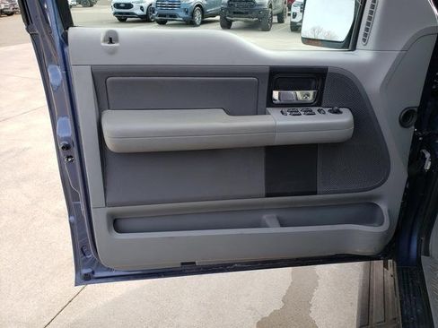 Used 2006 Ford F150 XLT image 11