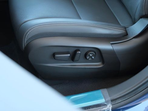New 2024 VinFast VF 9 Plus AWD/4WD image 23