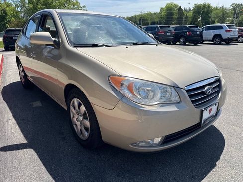Used 2009 Hyundai Elantra GLS FWD image 6