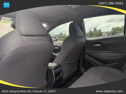 Used 2021 Toyota Corolla SE w/ SE Premium Package FWD image 16