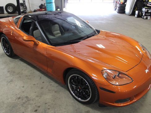 Used 2007 Chevrolet Corvette Coupe w/ Preferred Equipment Group image 18