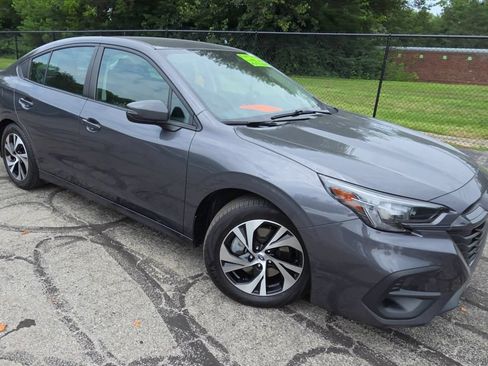 Certified 2025 Subaru Legacy Premium AWD/4WD image 2
