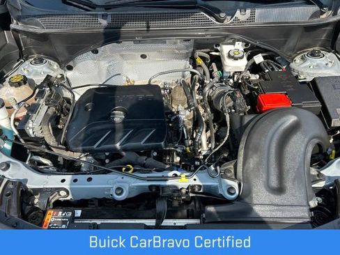 Certified 2025 Buick Encore GX Preferred AWD/4WD image 21