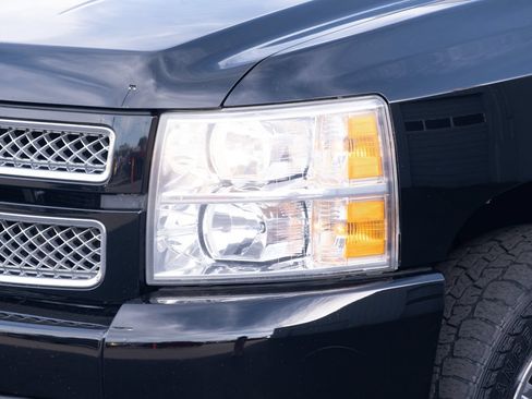 Used 2012 Chevrolet Silverado 1500 LTZ w/ LTZ Plus Package AWD/4WD image 18