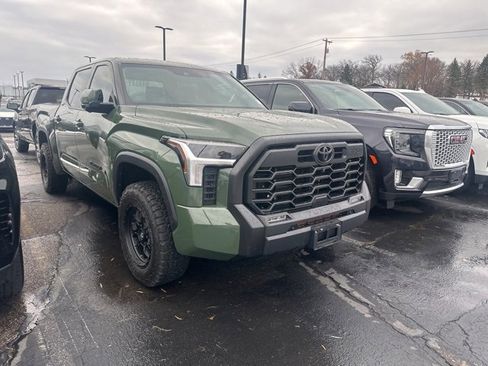 Used 2022 Toyota Tundra SR5 image 8