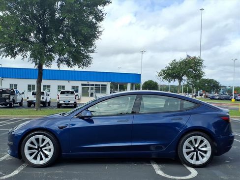 Used 2023 Tesla Model 3 Standard Range RWD image 8