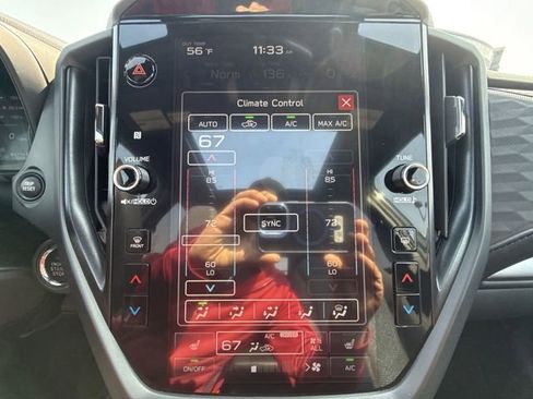 Used 2025 Subaru Forester Premium image 18