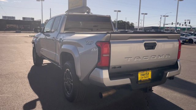 Used 2025 Toyota Tacoma TRD Sport AWD/4WD image 9
