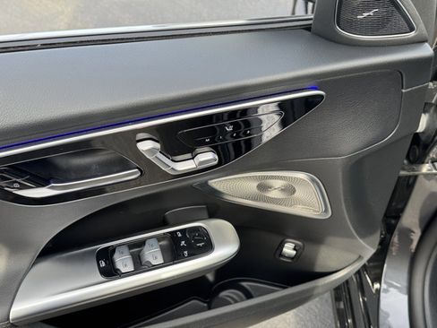 Used 2024 Mercedes-Benz C 300 4MATIC Sedan image 19