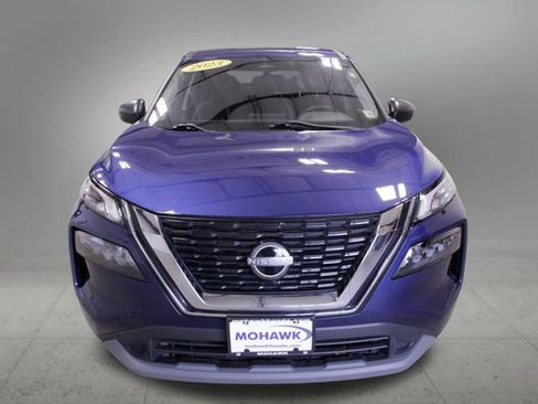 Used 2023 Nissan Rogue S image 9