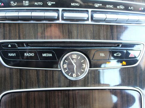 Used 2016 Mercedes-Benz C 300 Sedan image 22