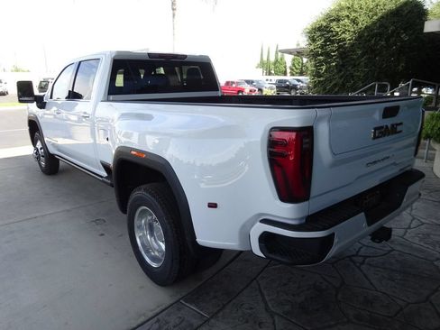 New 2026 GMC Sierra 3500 Denali w/ Denali Reserve Package AWD/4WD image 5