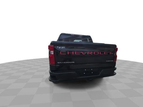 Used 2025 Chevrolet Silverado 1500 Custom image 7