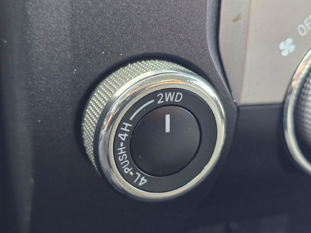 Used 2017 Toyota Tundra SR AWD/4WD image 23