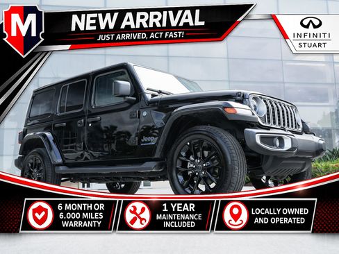 Used 2025 Jeep Wrangler Unlimited Sahara AWD/4WD image 1