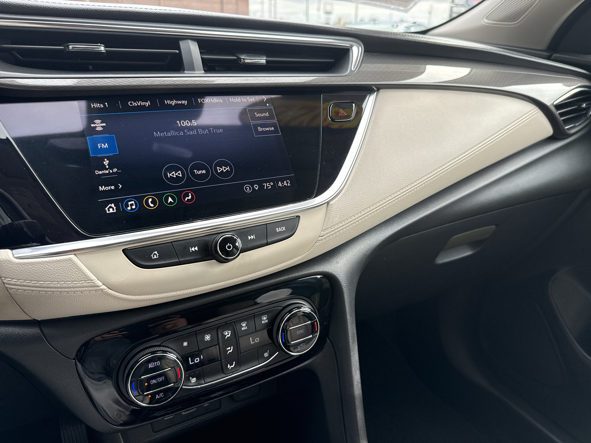 Used 2022 Buick Encore GX Essence w/ Advanced Technology Package FWD image 19