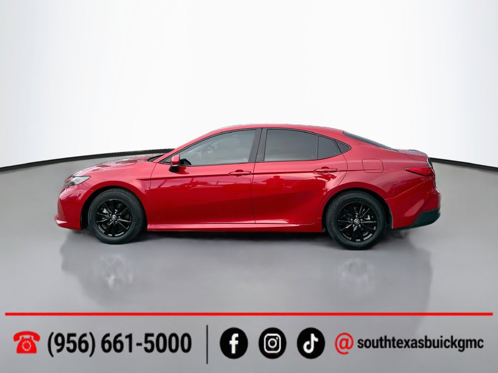 Used 2025 Toyota Camry LE w/ Convenience Package FWD image 4