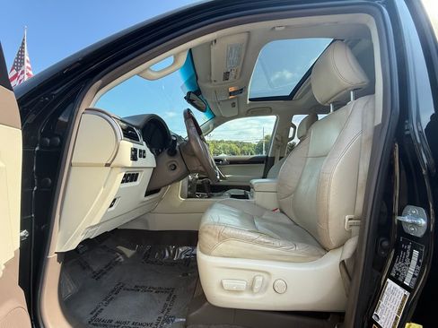 Used 2018 Lexus GX 460 image 22