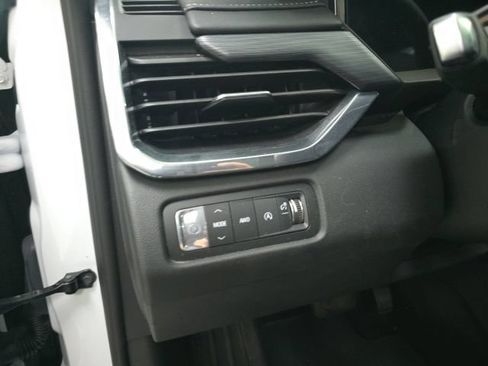 Used 2026 GMC Acadia Elevation AWD/4WD image 15