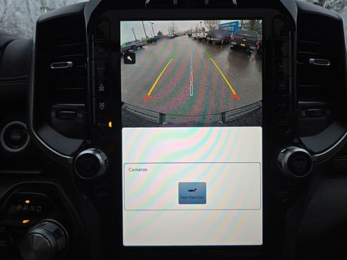 Used 2023 RAM 1500 Laramie image 16