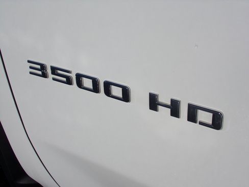 Used 2024 Chevrolet Silverado 3500 LTZ w/ LTZ Premium Package image 12