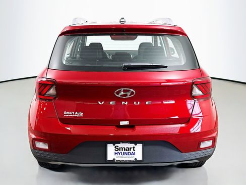 New 2025 Hyundai Venue SEL image 6