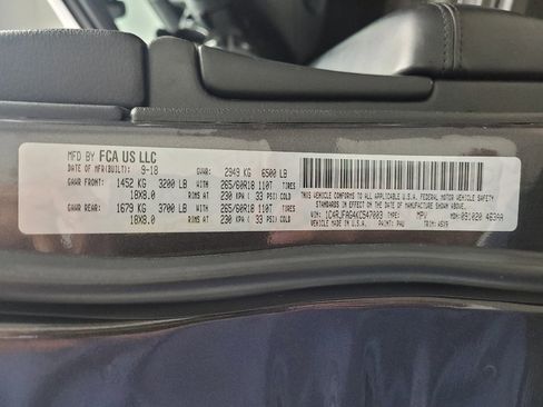 Used 2019 Jeep Grand Cherokee Laredo w/ 18" Wheel & 8.4" Radio Group image 33