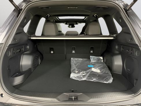 New 2025 Subaru Forester Limited image 9