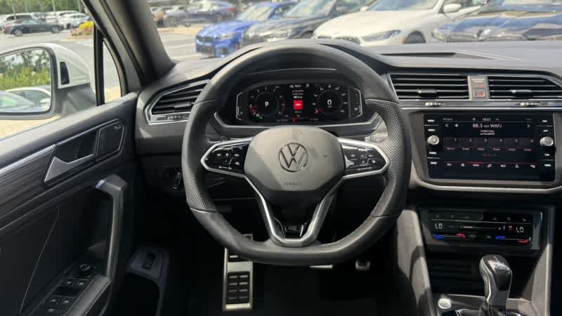 Used 2022 Volkswagen Tiguan SEL R-Line AWD/4WD image 22