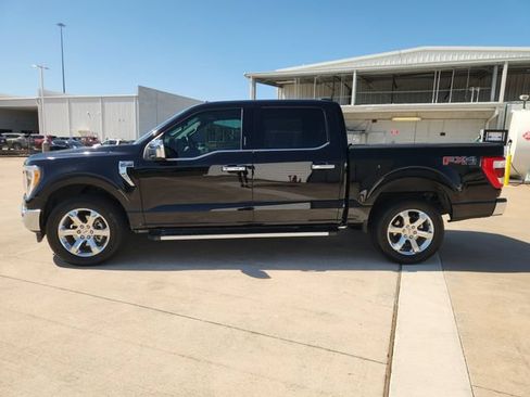 Used 2021 Ford F150 Lariat AWD/4WD image 4