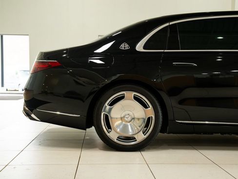 Certified 2022 Mercedes-Benz Maybach S 580 4MATIC image 21